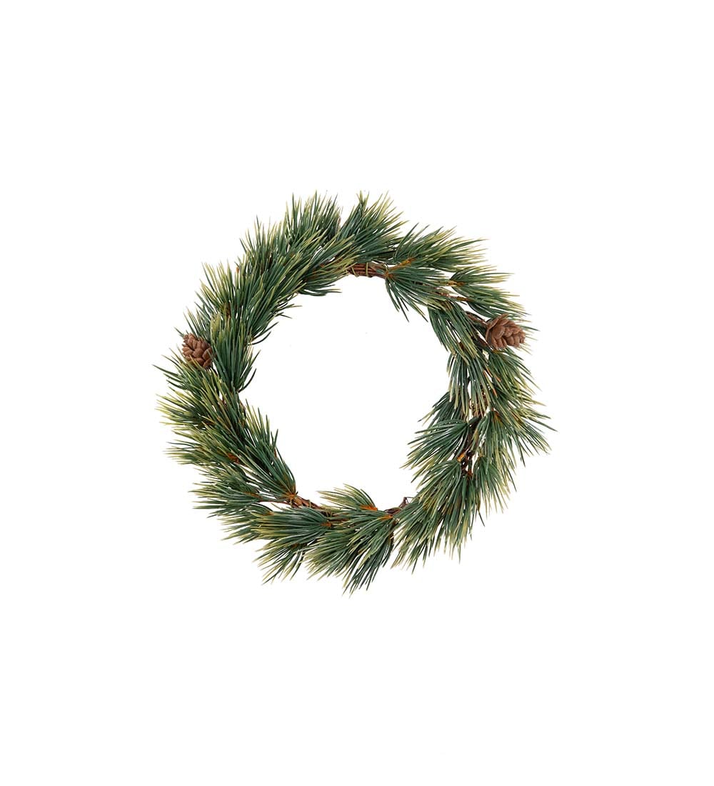 Tallkrans med kottar