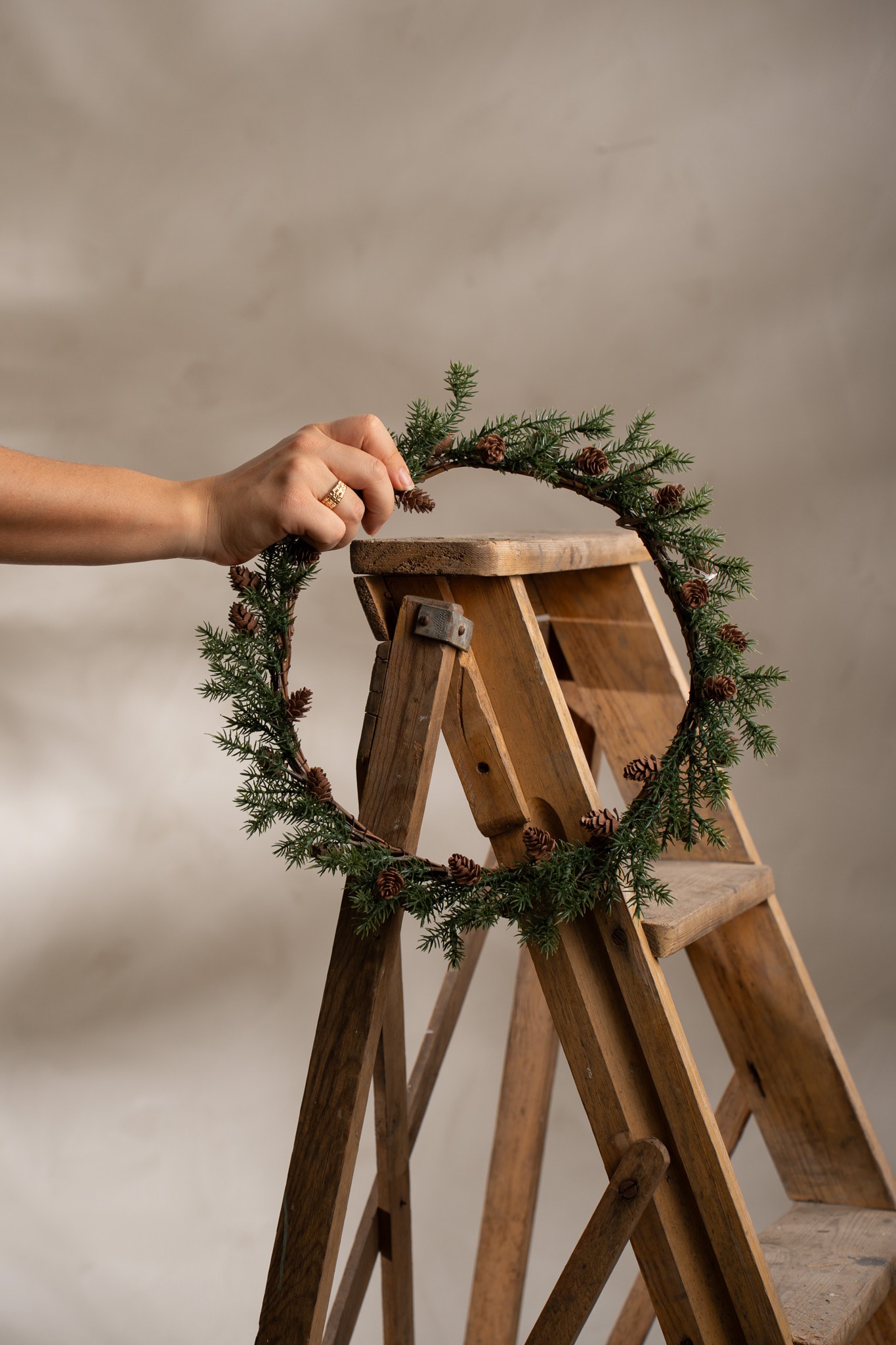 Grankrans med kottar