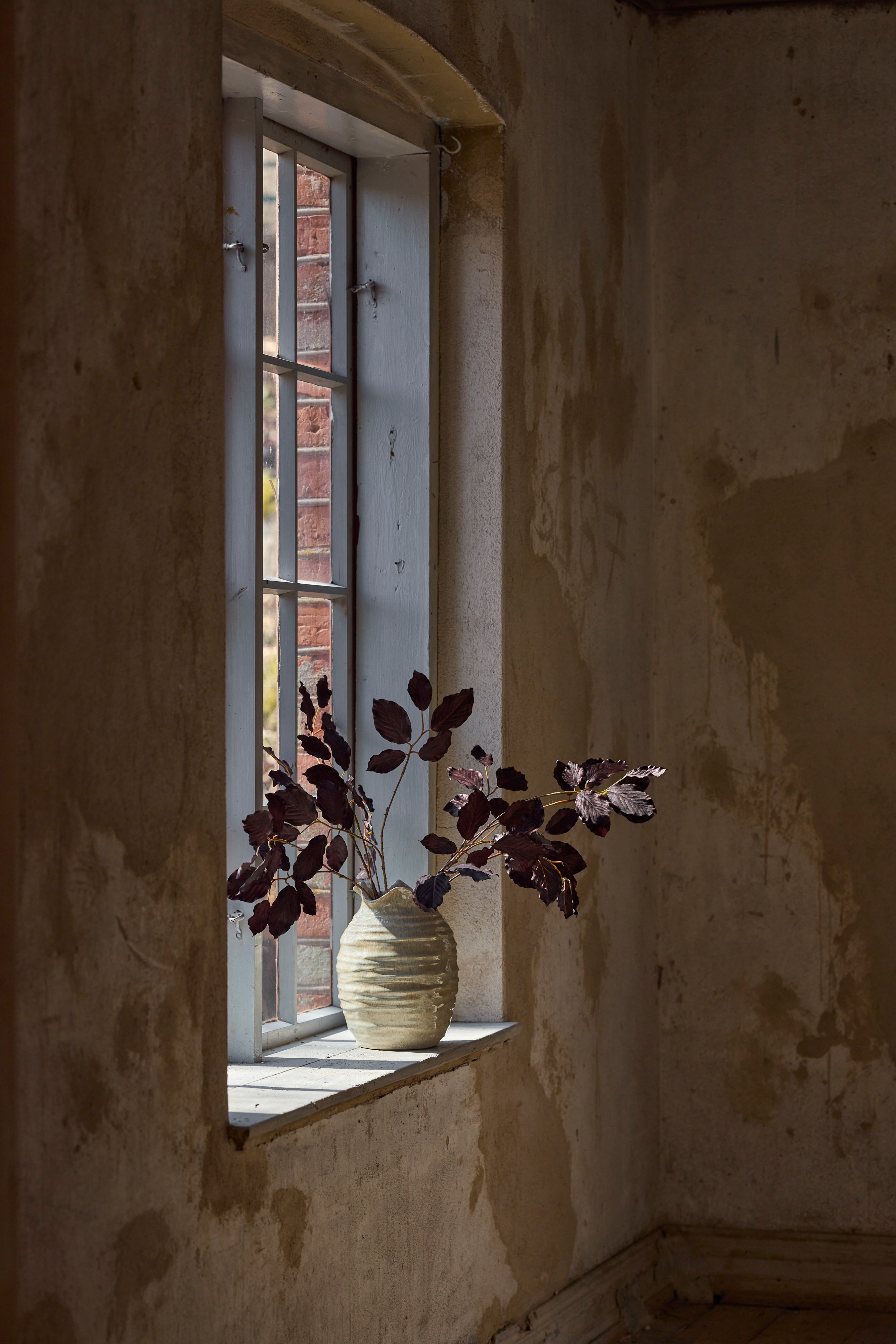 Konstgjord burgundy Avenbok 77cm